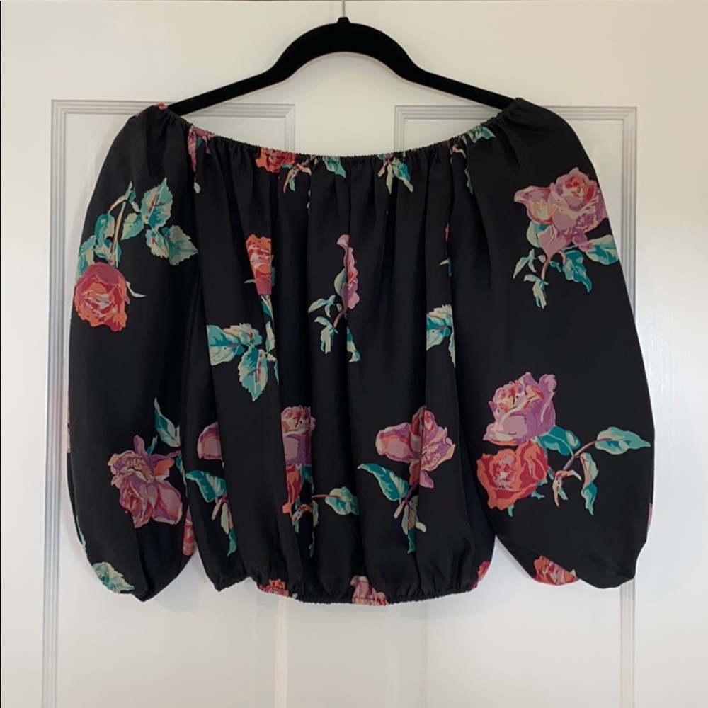 Stone Cold Fox top